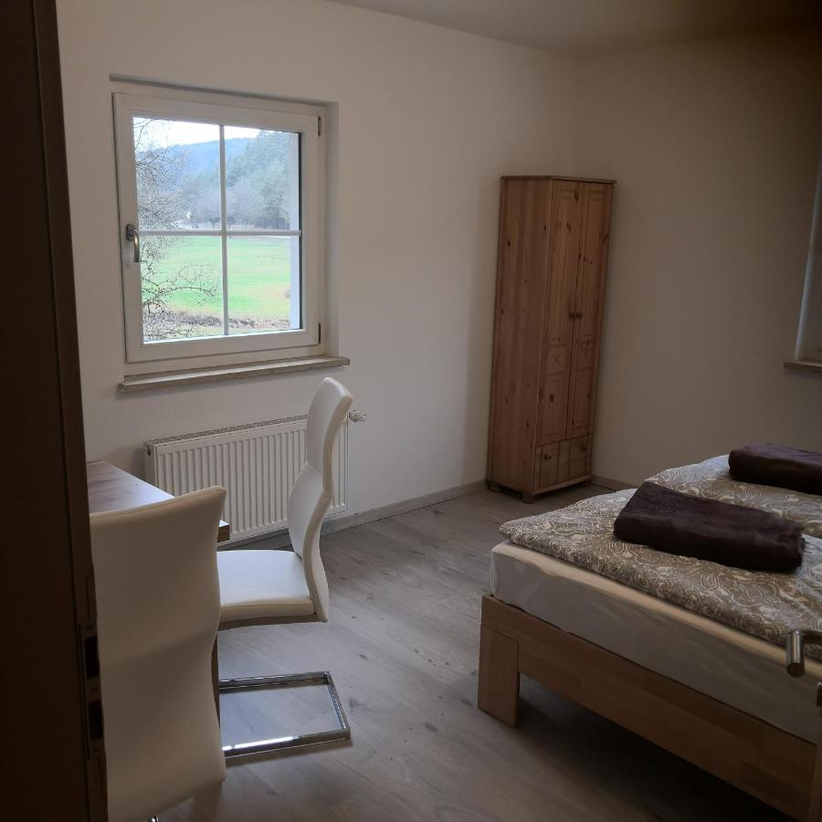 Ferienhaus Am Bach Mit Grossem Garten Deuerling エクステリア 写真