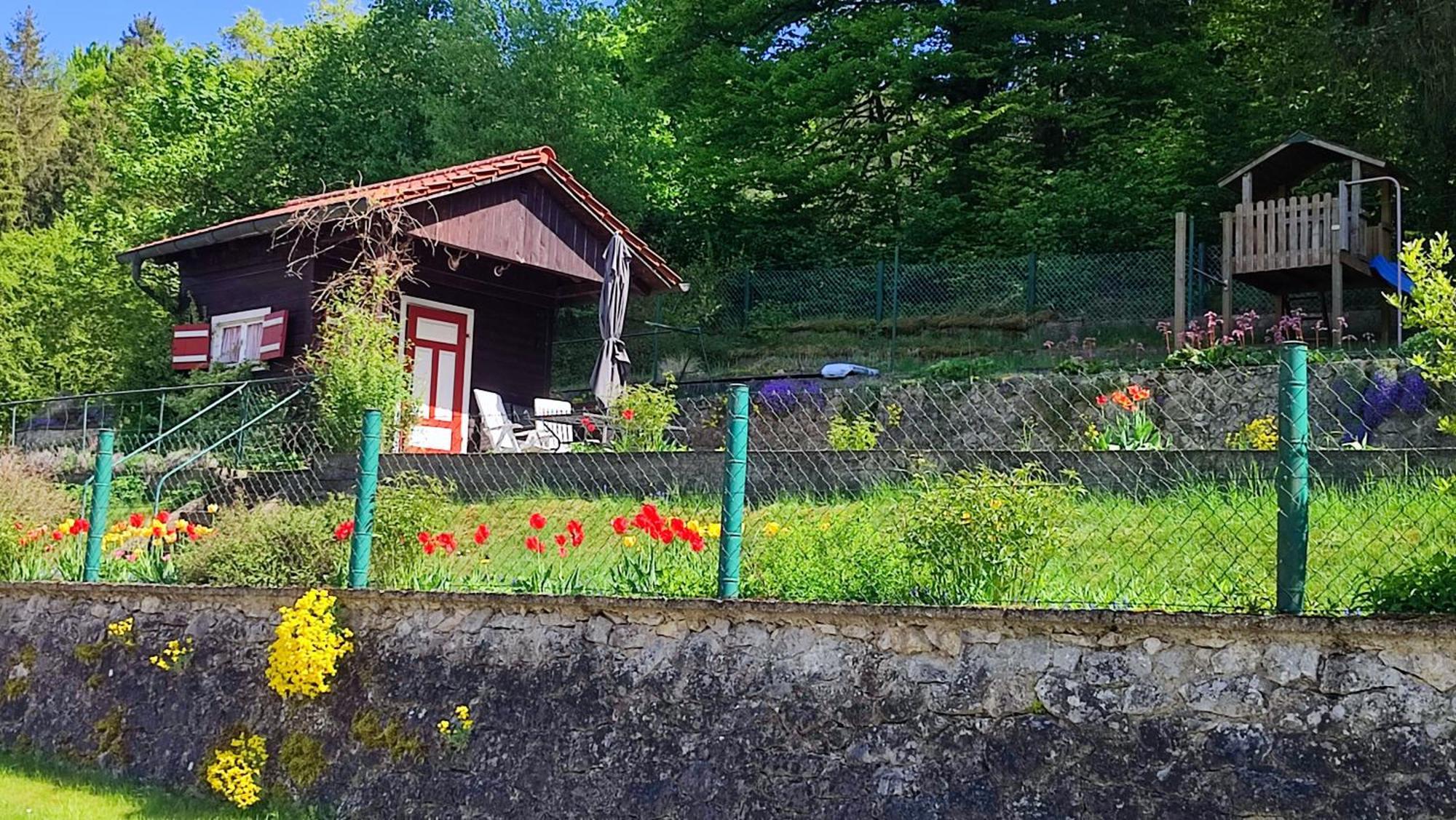 Ferienhaus Am Bach Mit Grossem Garten Deuerling エクステリア 写真