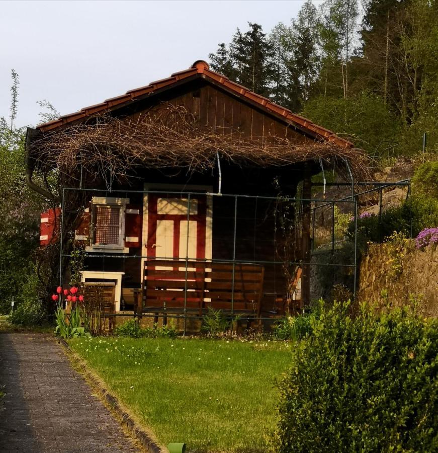Ferienhaus Am Bach Mit Grossem Garten Deuerling エクステリア 写真